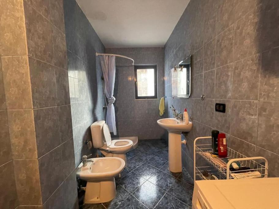 3 Minute Walk To The * Golem (Tirana)